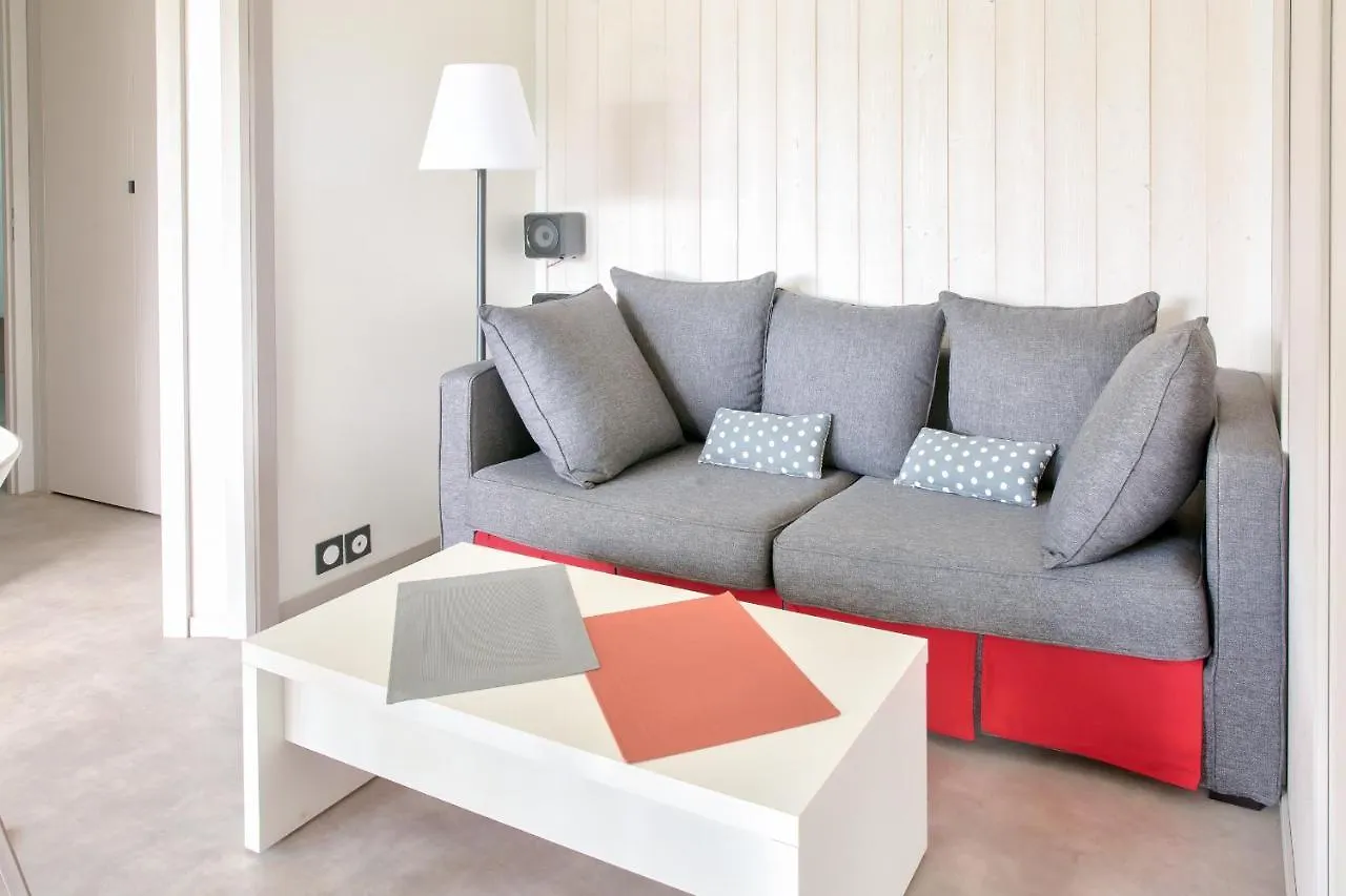 Chalet Pour 4 - Residence Avec Piscine Pont-lʼAbbé 0*,