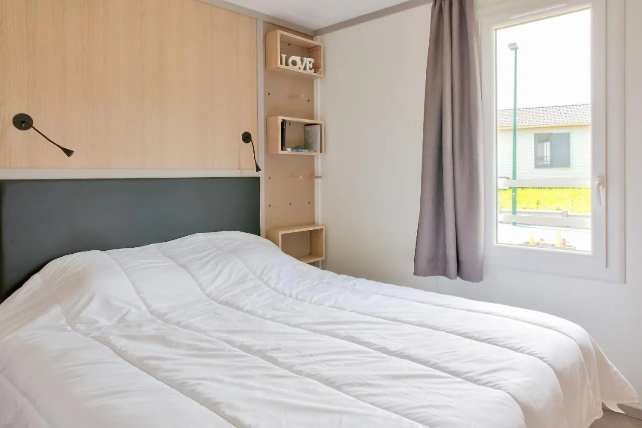 Chalet Pour 4 - Residence Avec Piscine Pont-lʼAbbé